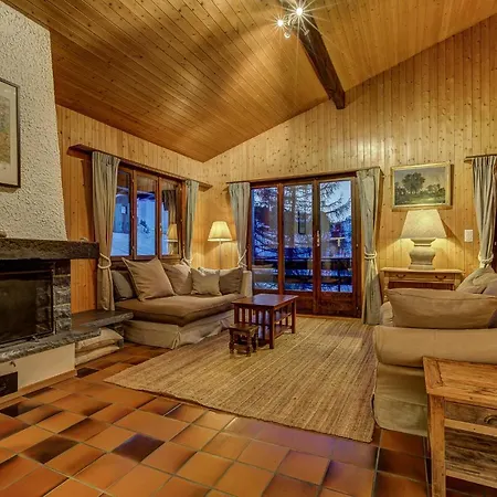 Par Le Travers Chalet La Tzoumaz