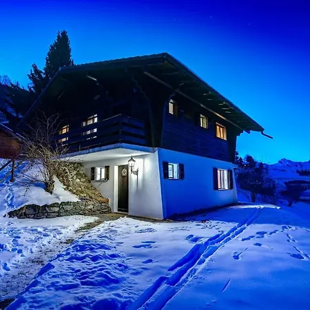 Chalet Par Le Travers